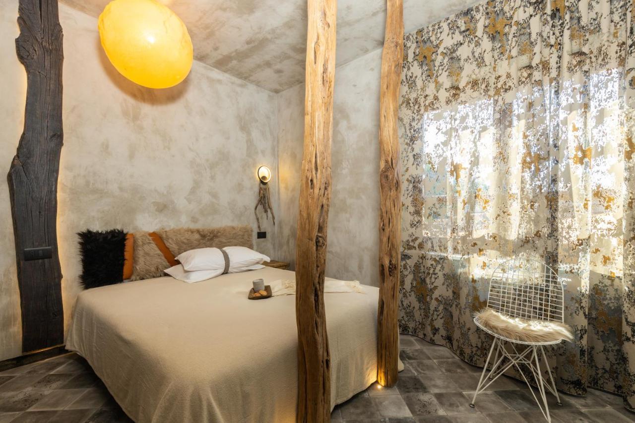 Via Roma Charming Rooms Baunei Kültér fotó