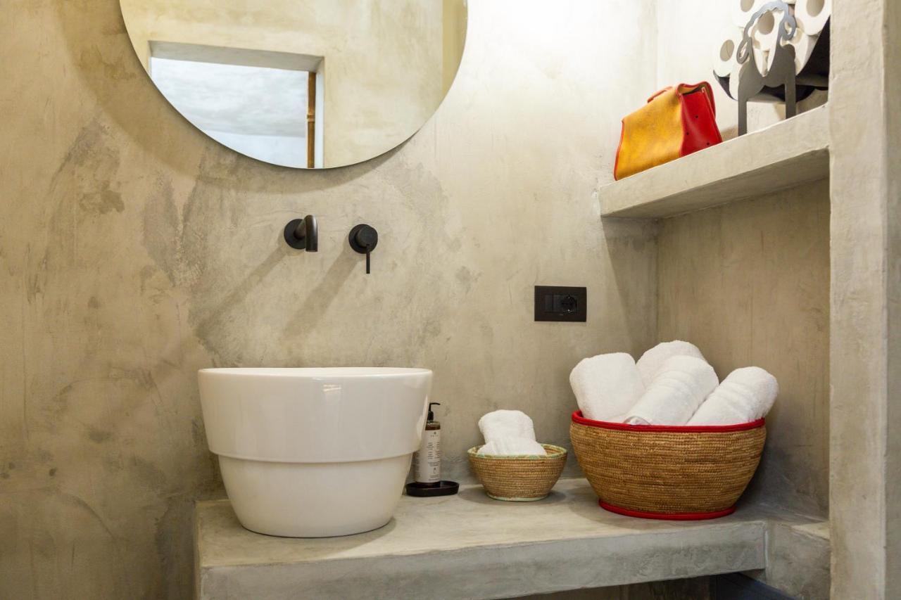 Via Roma Charming Rooms Baunei Kültér fotó