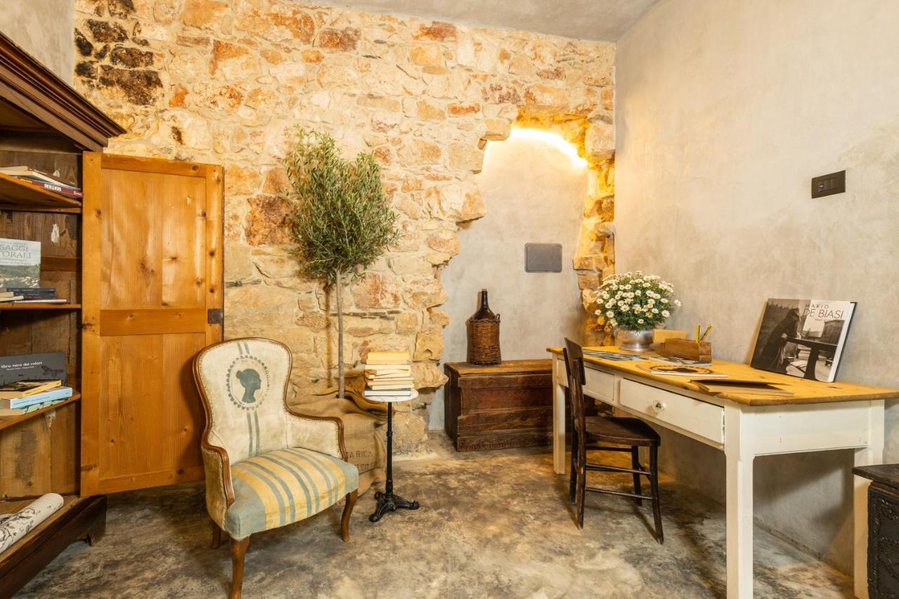 Via Roma Charming Rooms Baunei Kültér fotó